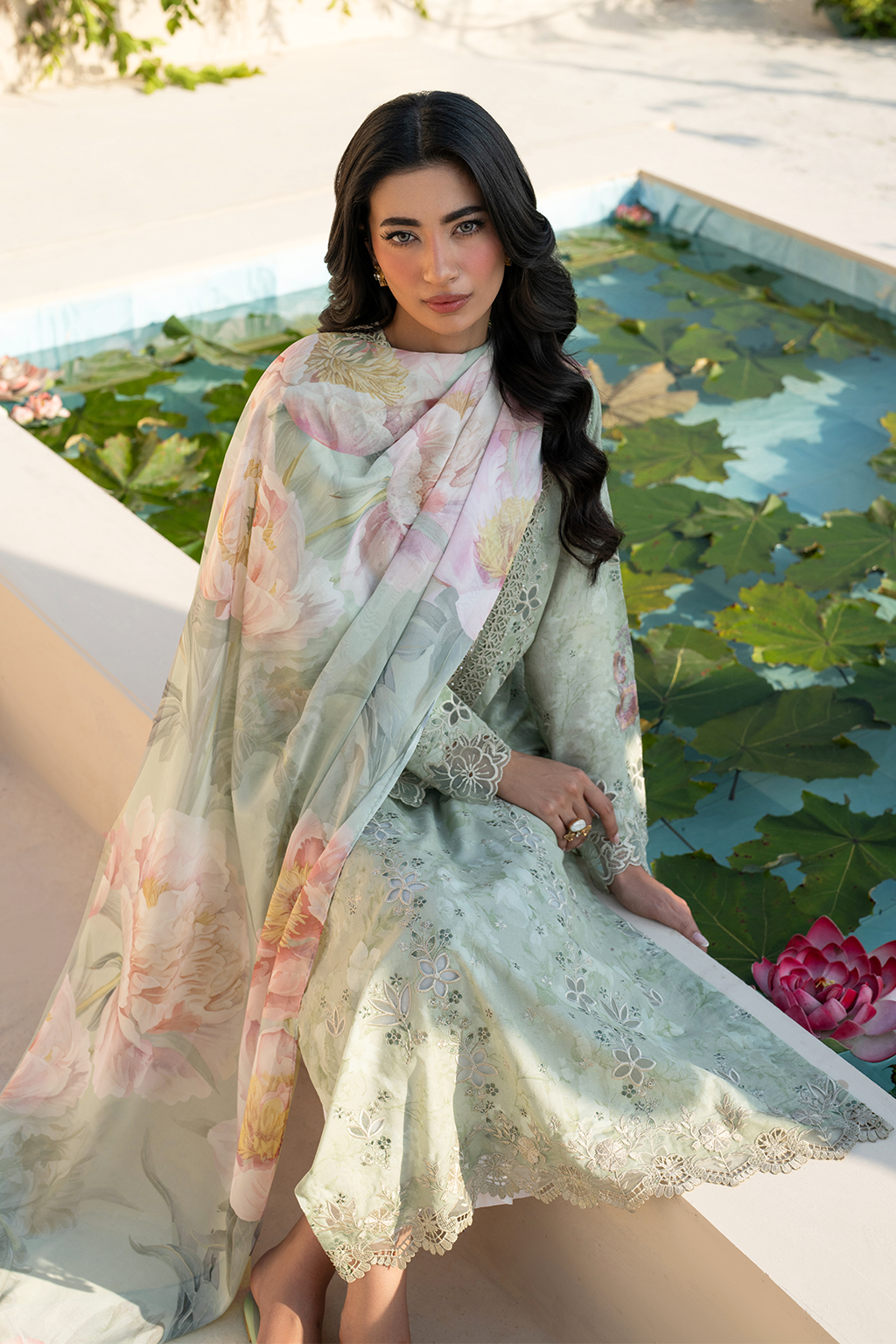 Iznik Lawn Fancy