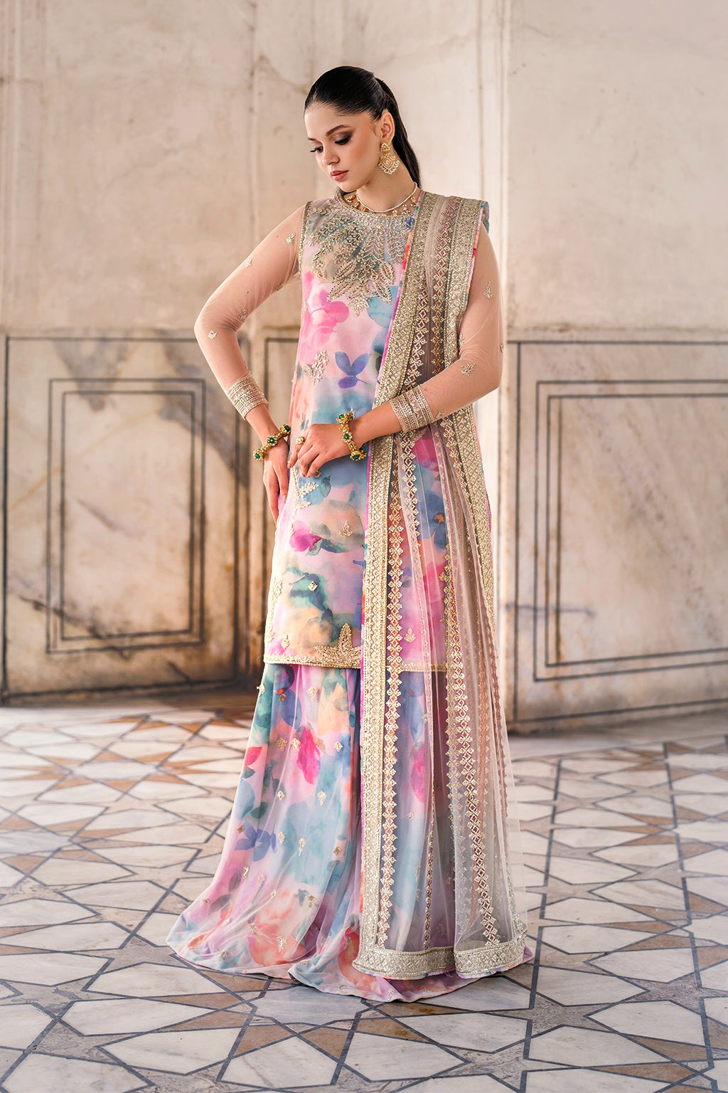 Iznik Lawn Fancy