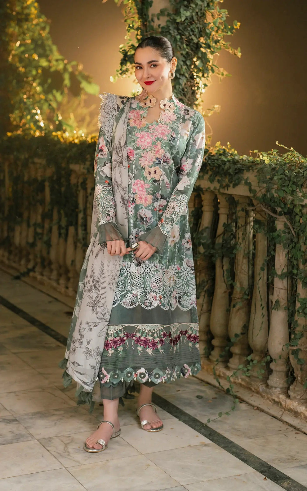 Asifa & Nabeel Lawn Fancy