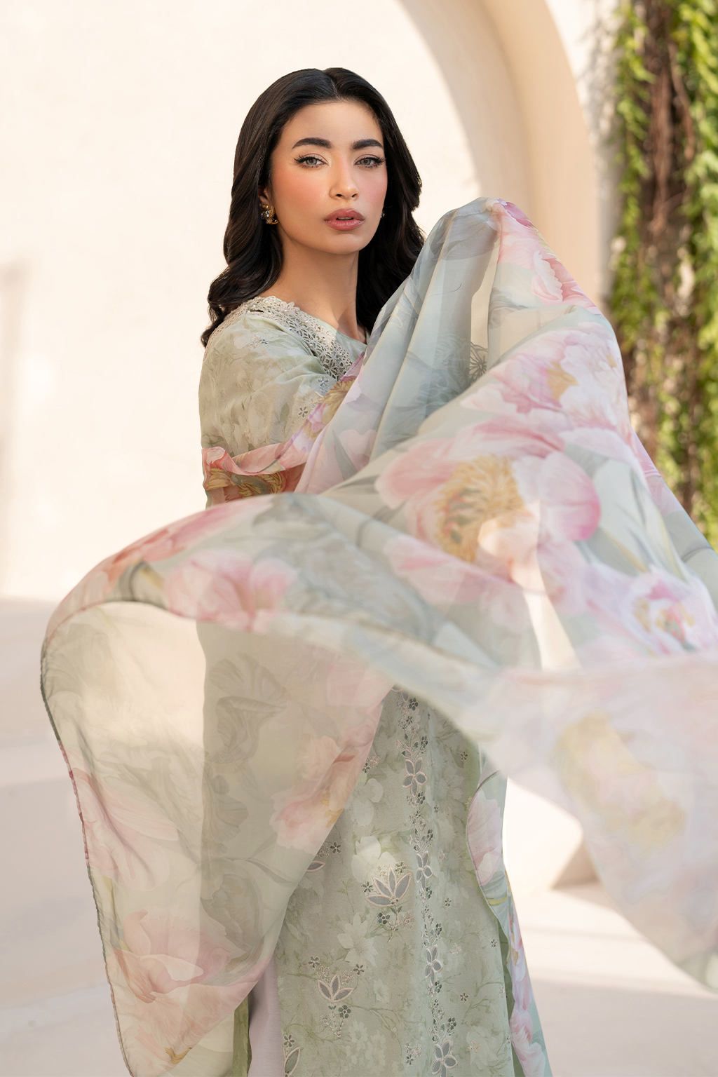 Iznik Lawn Fancy
