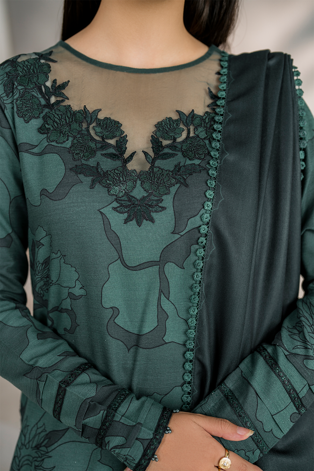 Iznik Lawn Fancy
