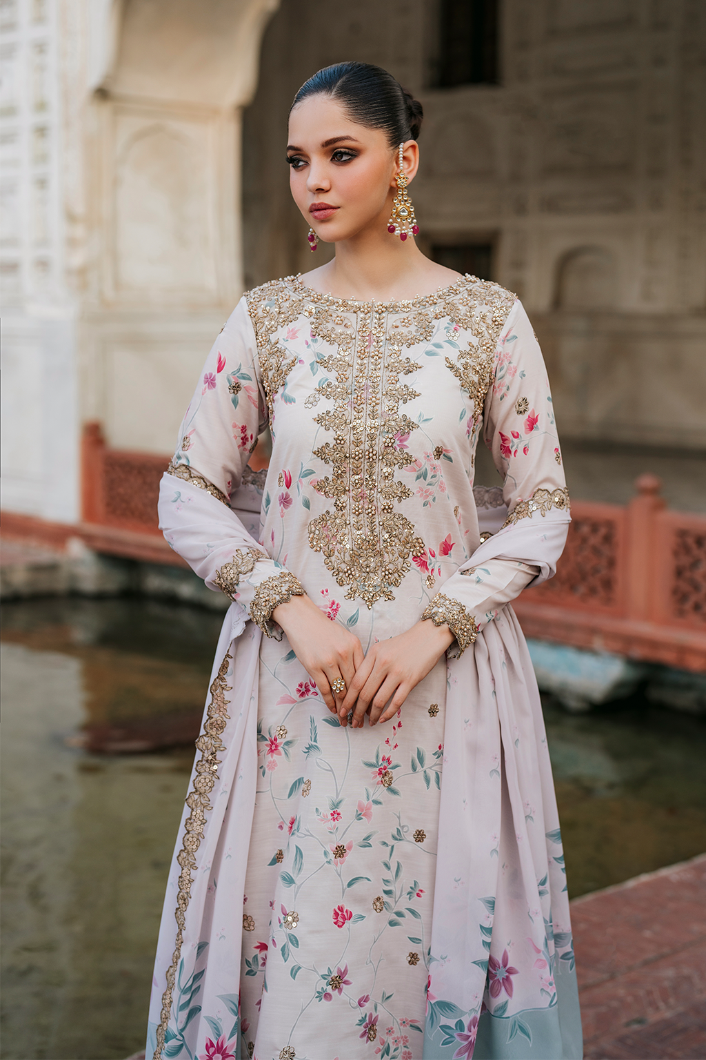 Iznik Lawn Fancy