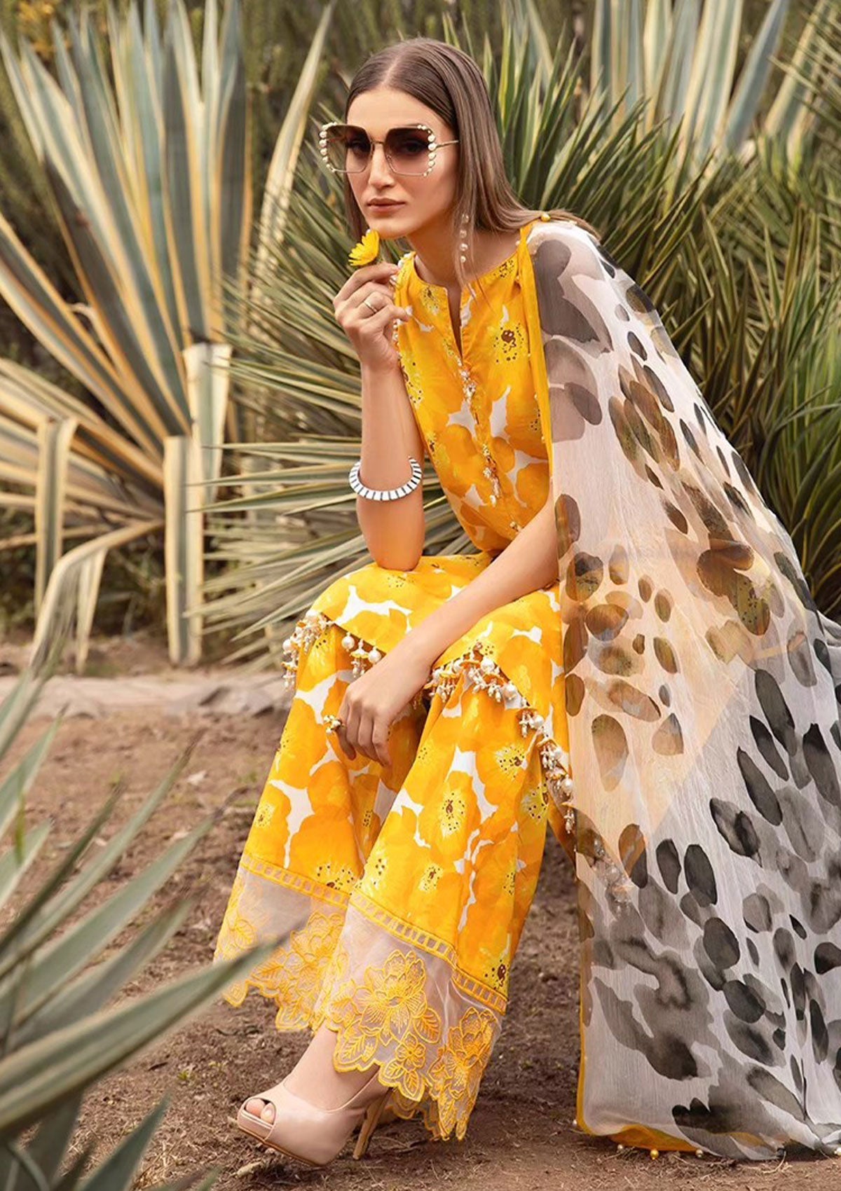 M Print Lawn Fancy