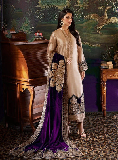 Zainab Chottani Velvet Fancy