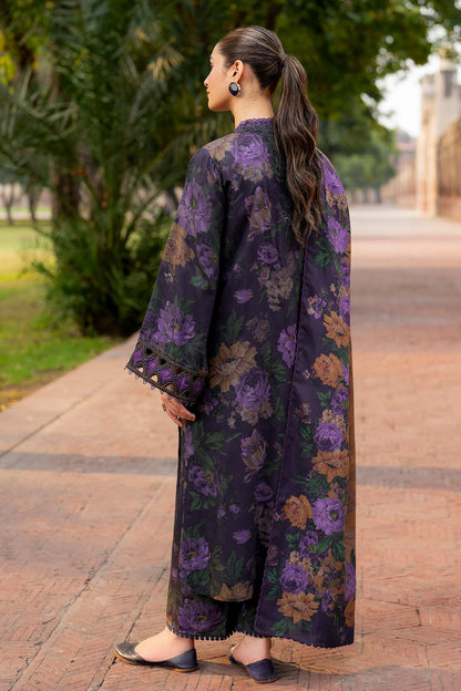 Baroque Lawn Fancy