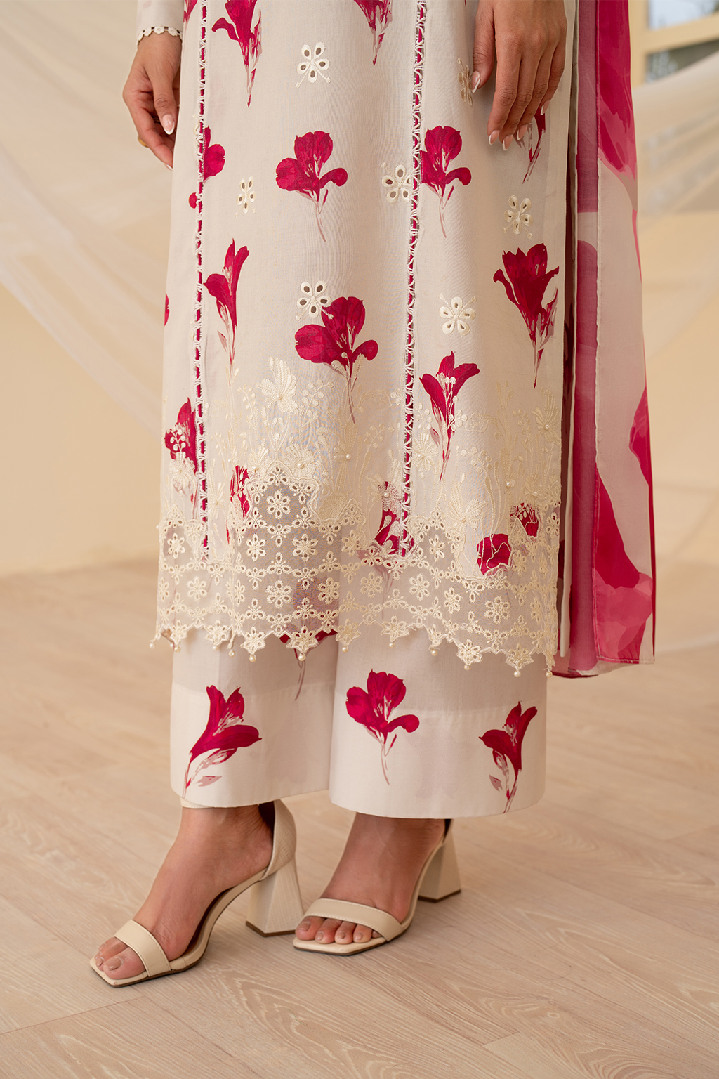 Iznik Lawn Fancy