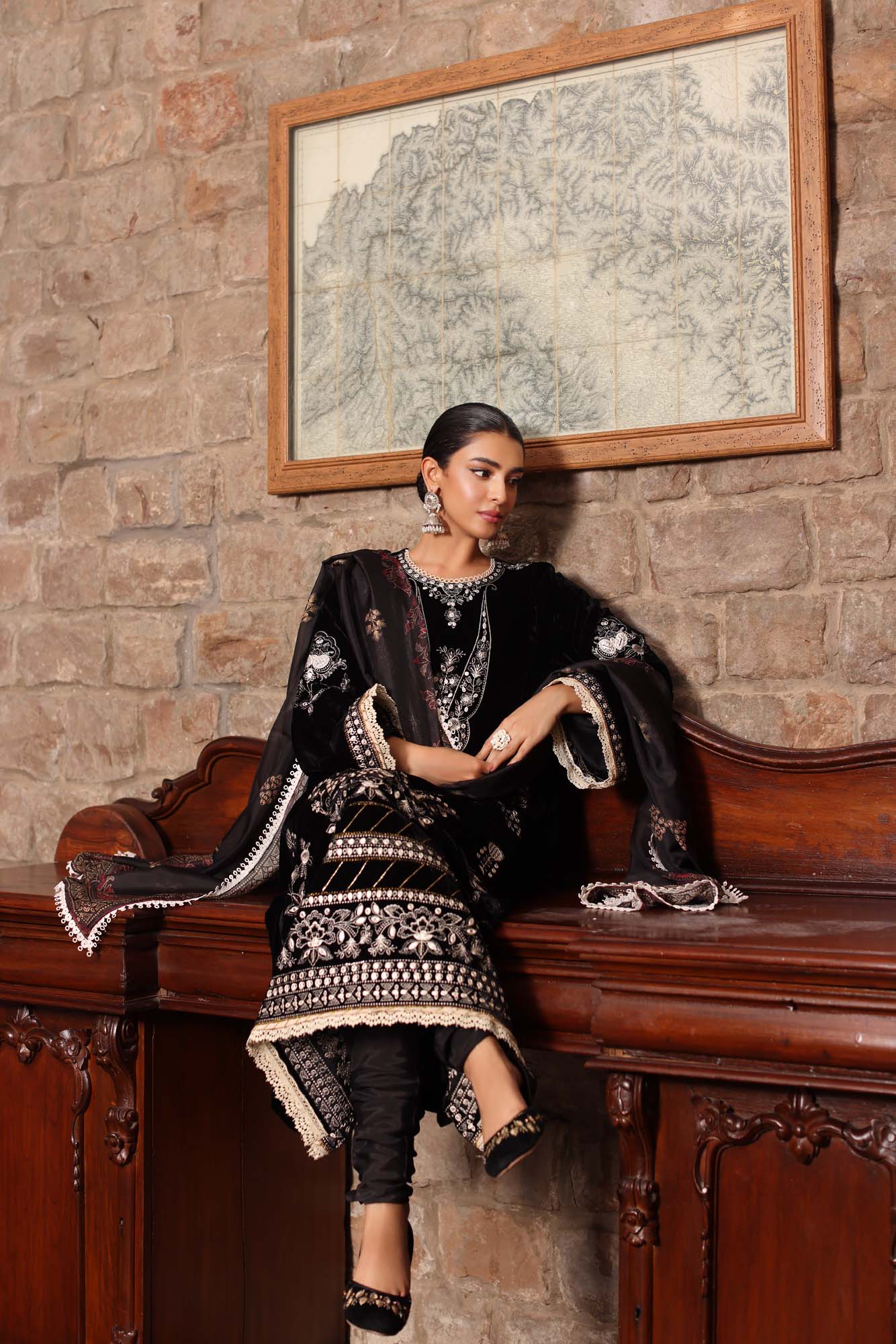 Saadia Asad Velvet Fancy