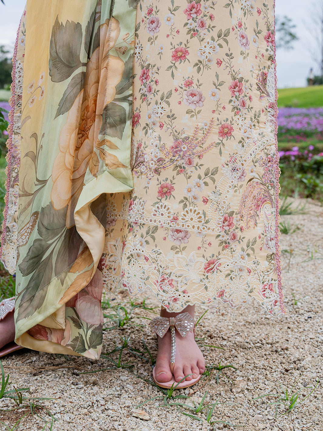 Izel Lawn Fancy