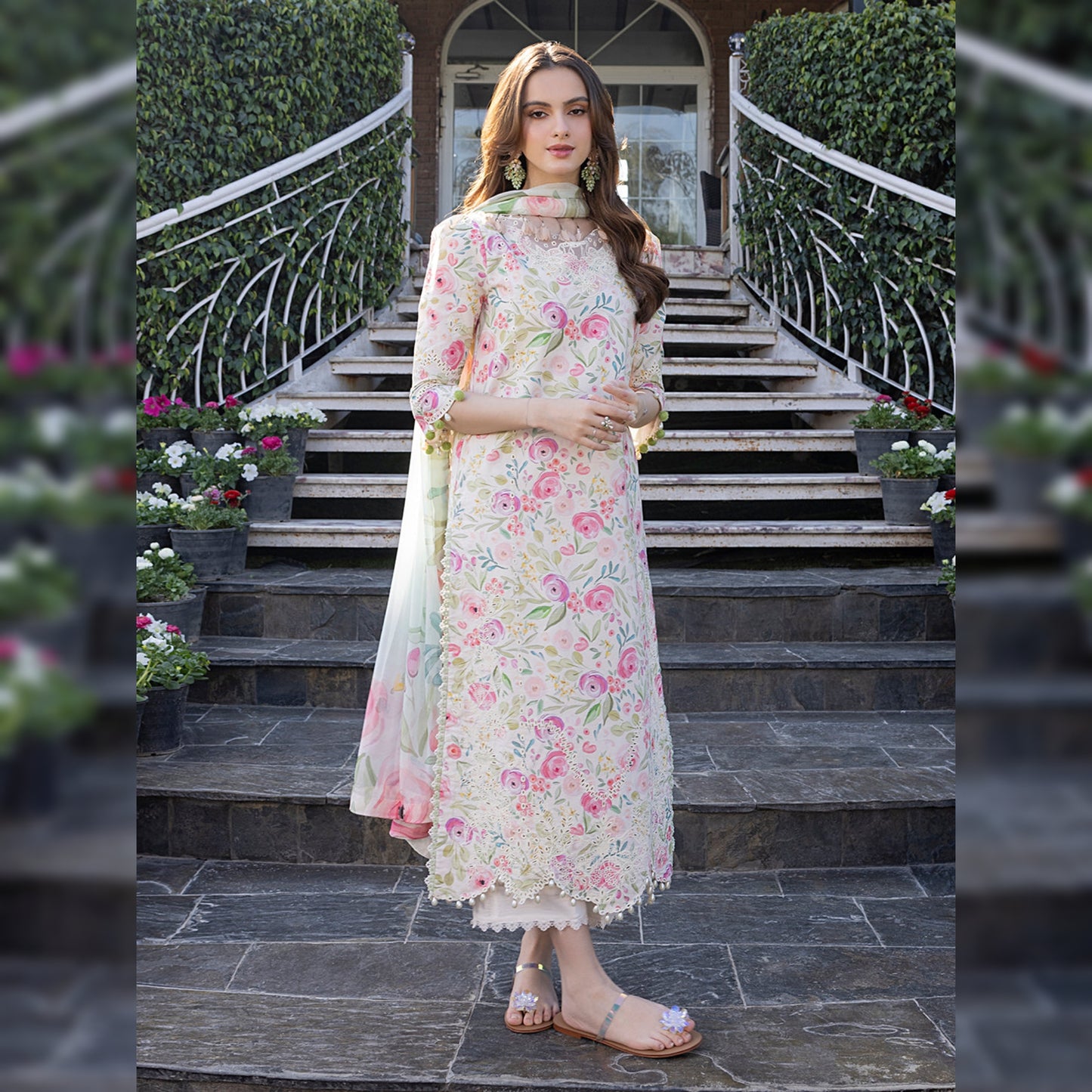 Izel Lawn Fancy