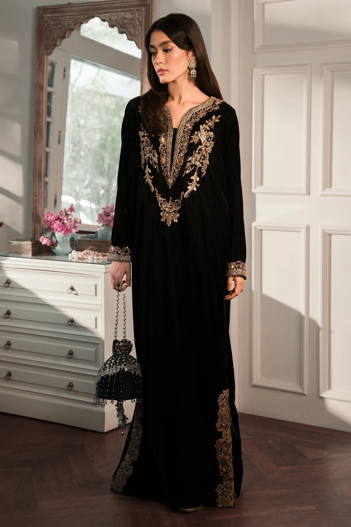 Ammara Velvet Fancy