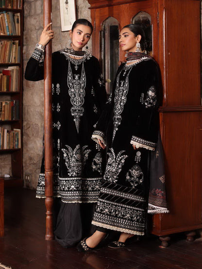 Saadia Asad Velvet Fancy