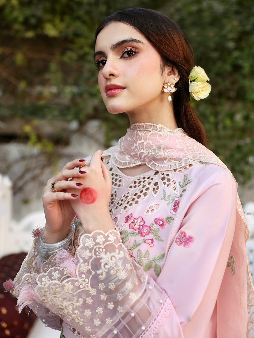 Mahnur Lawn Fancy