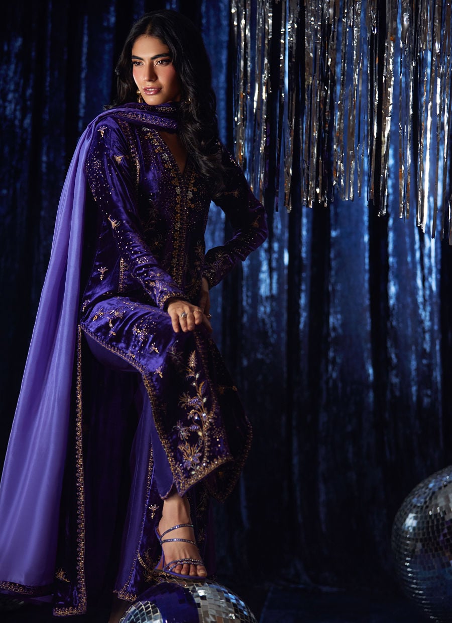 Farah Talib Velvet Fancy