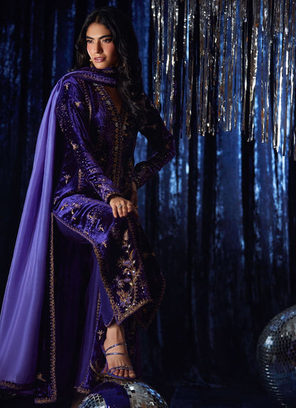 Farah Talib Velvet Fancy