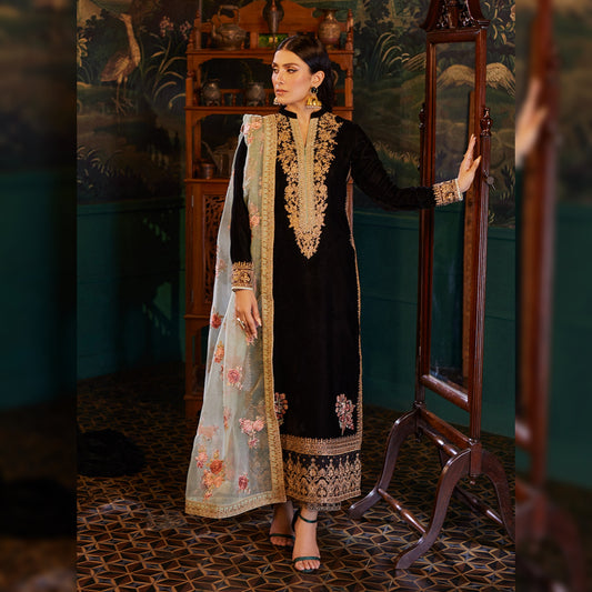 Zainab Chottani Velvet Fancy