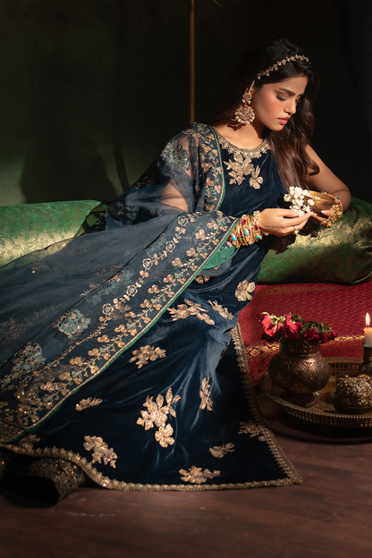 Iznik Velvet Fancy
