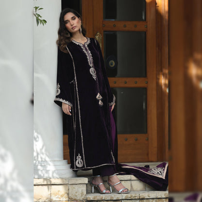 Farida Hasan Velvet Fancy