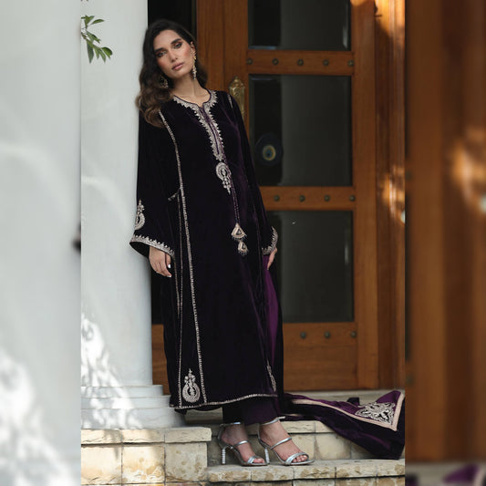 Farida Hasan Velvet Fancy