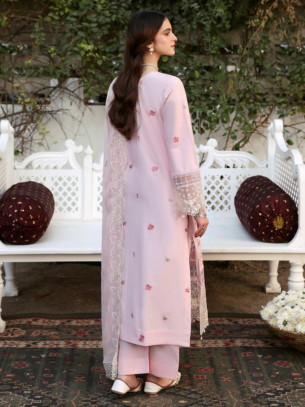 Mahnur Lawn Fancy