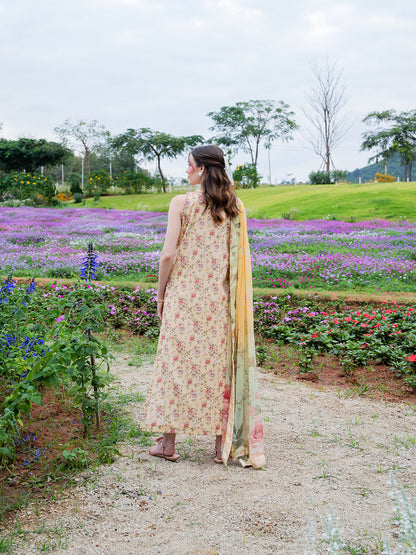 Izel Lawn Fancy