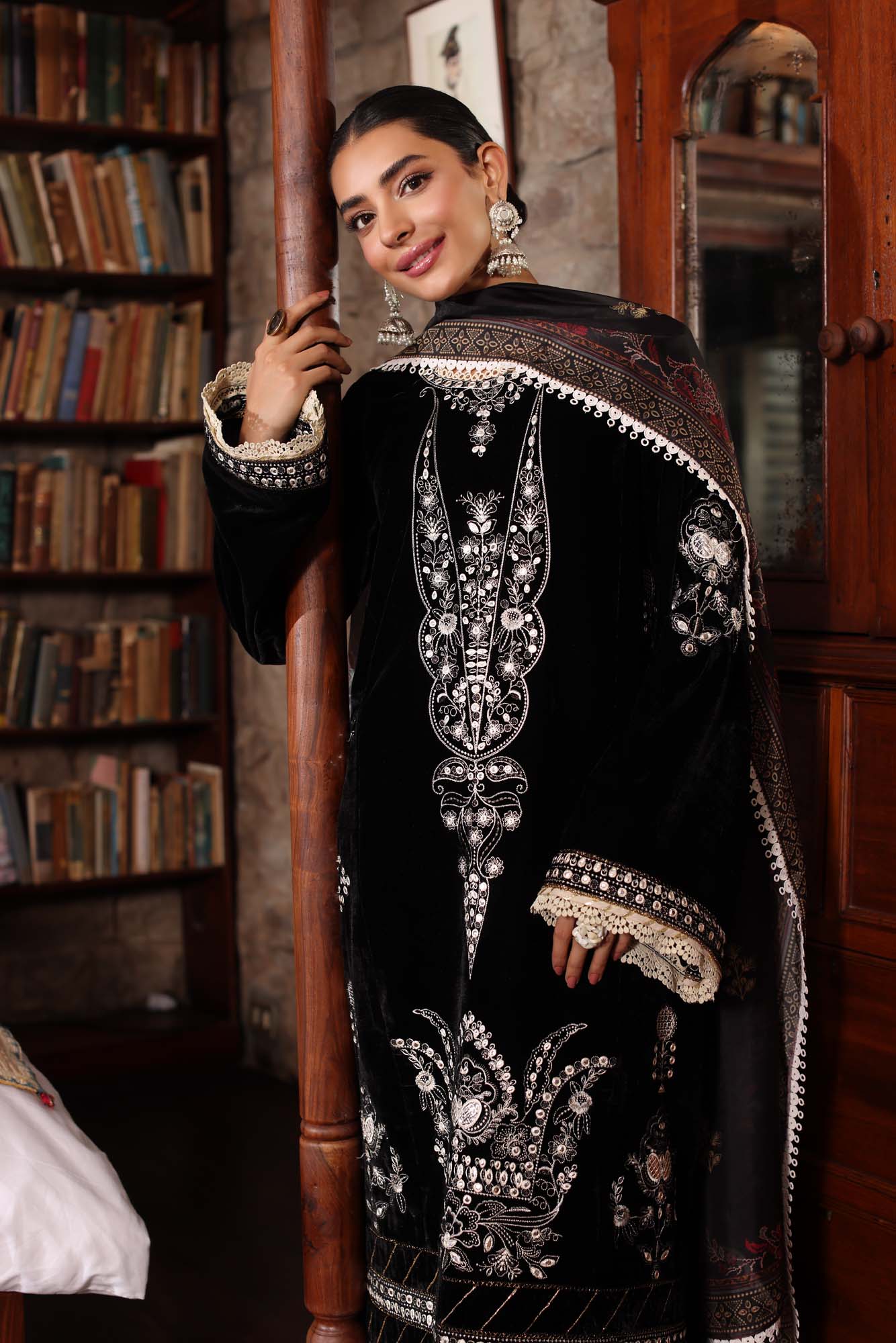 Saadia Asad Velvet Fancy