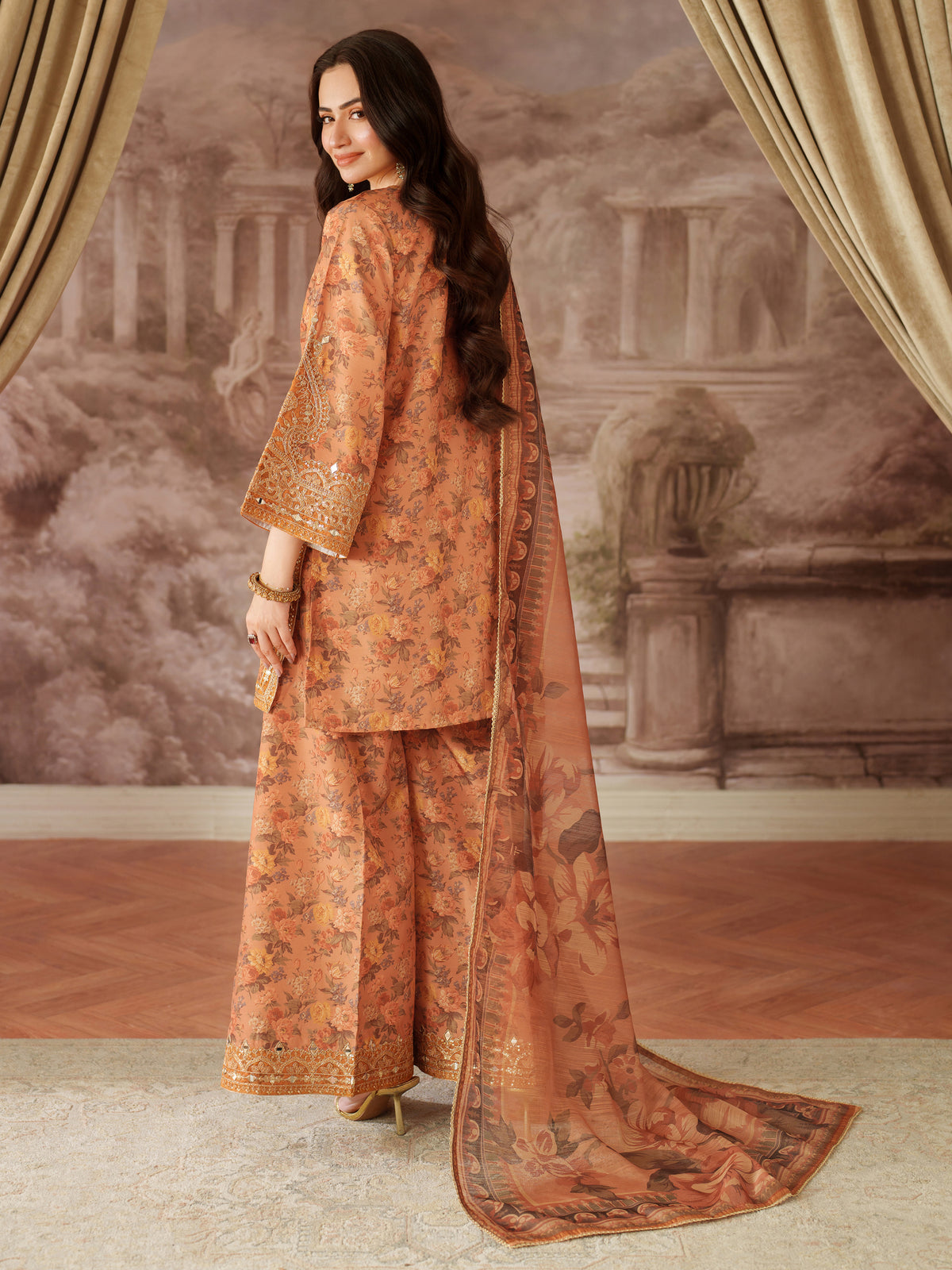 Mohagni Lawn Fancy