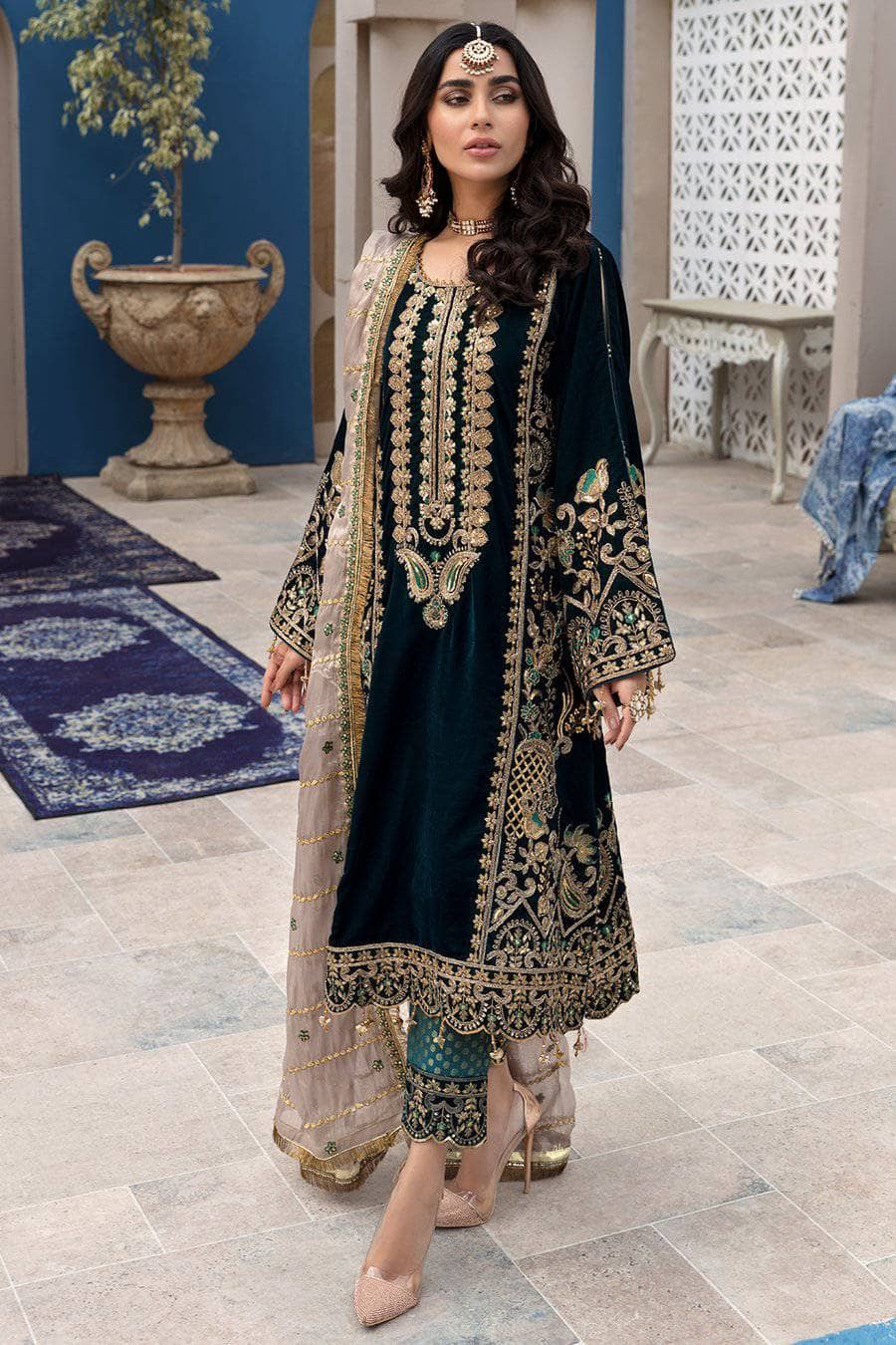 Emaan Adeel Velvet Fancy