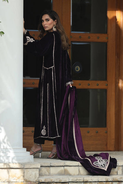 Farida Hasan Velvet Fancy