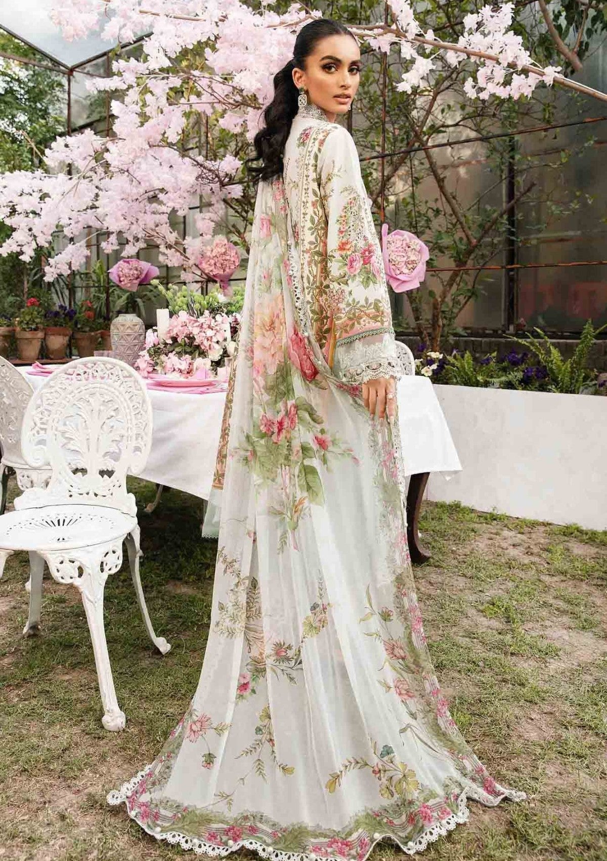 M Print Lawn Fancy
