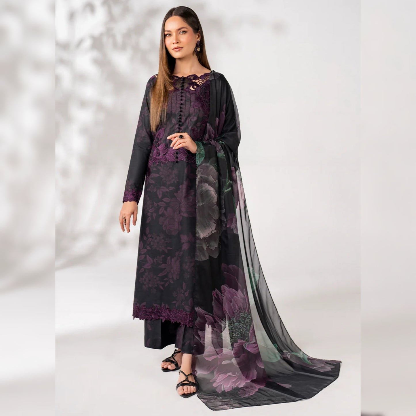 Iznik Lawn Fancy