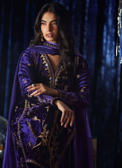 Farah Talib Velvet Fancy