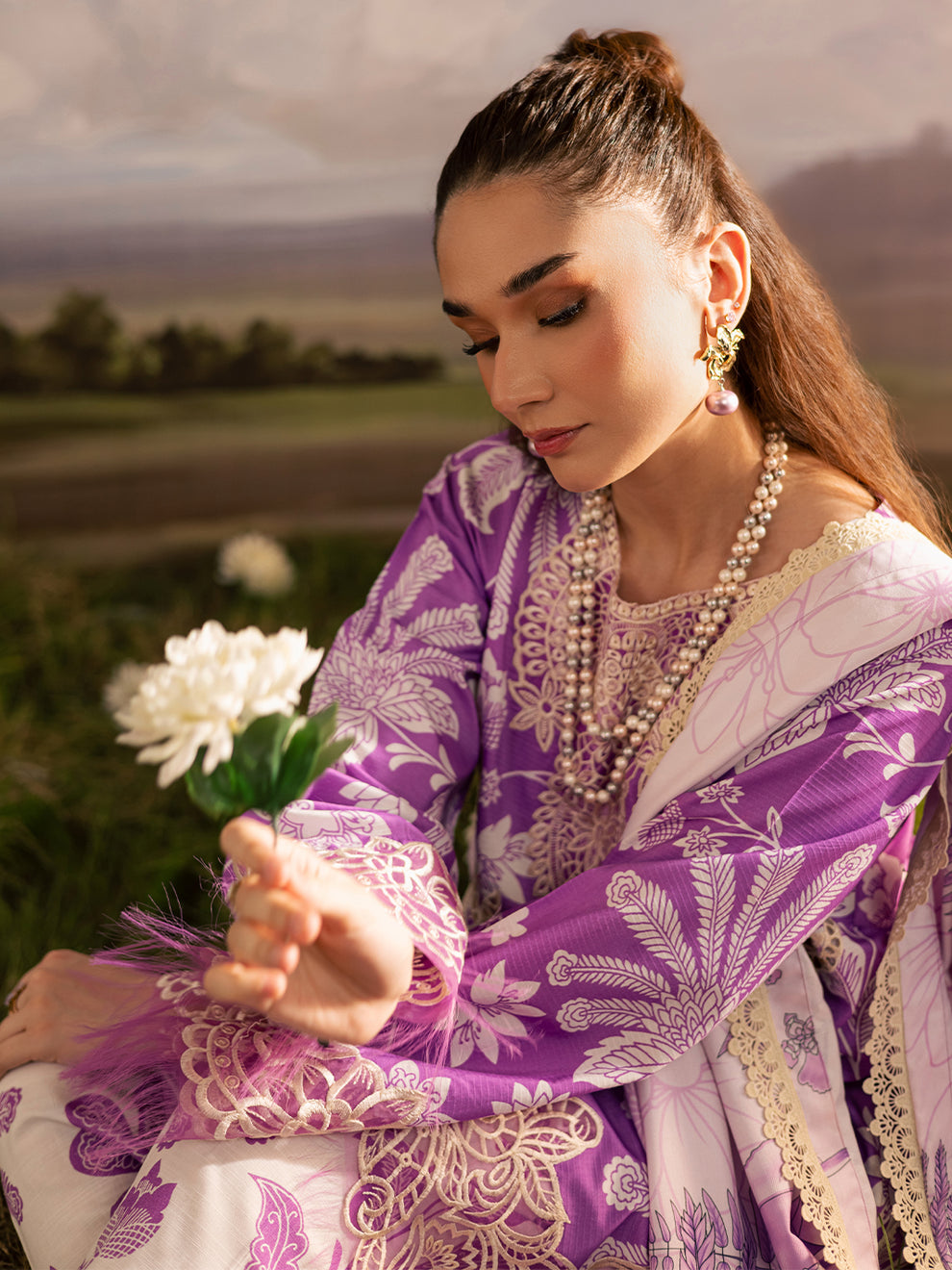 Mahnur Lawn Fancy