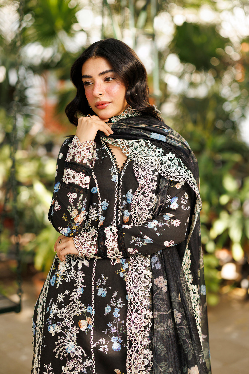 Afrozeh Lawn Fancy