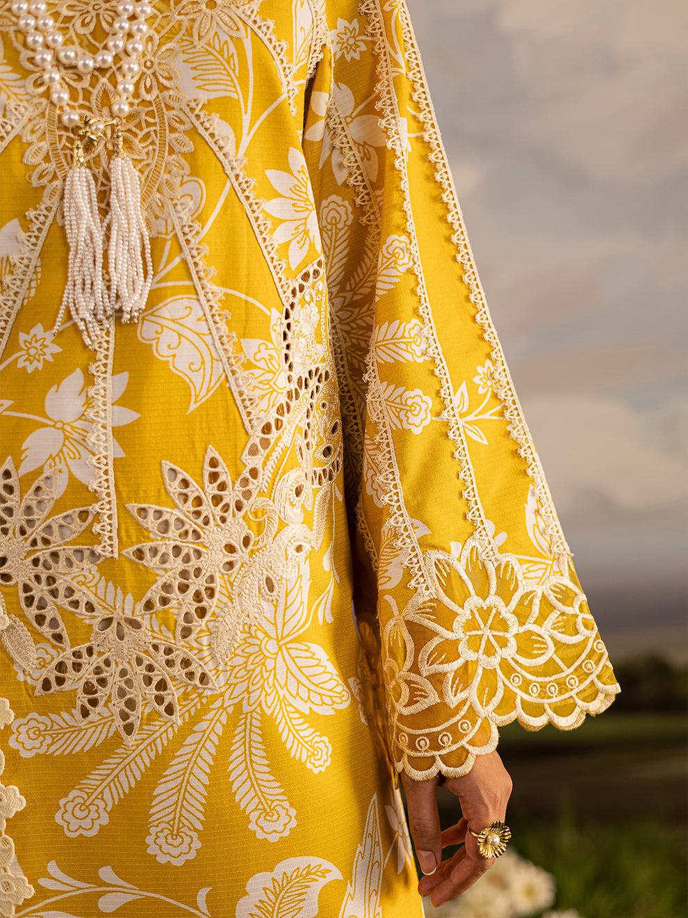 Mahnur Lawn Fancy