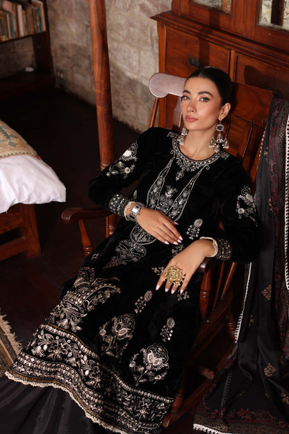 Saadia Asad Velvet Fancy