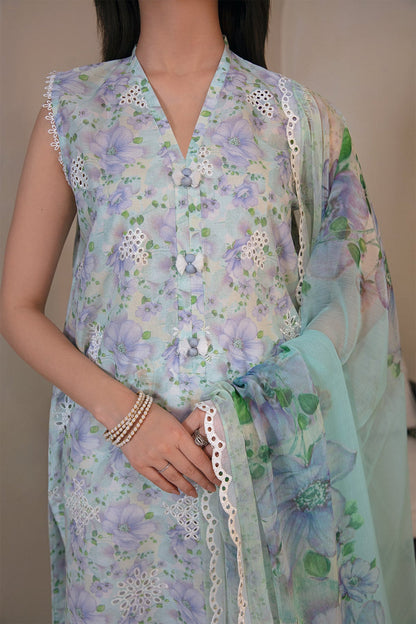 Baroque Chikankari Fancy