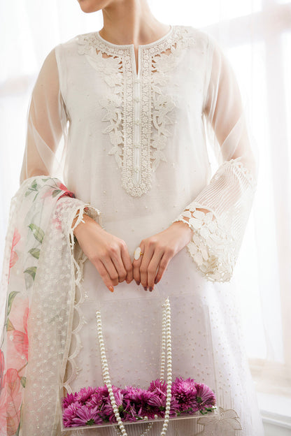 Baroque Organza Fancy