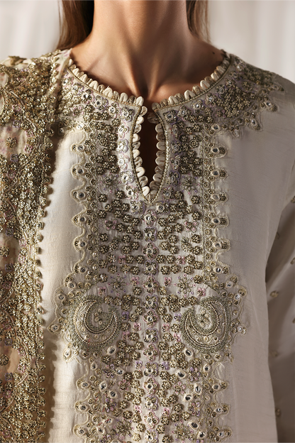 Emaan Adeel Bridal
